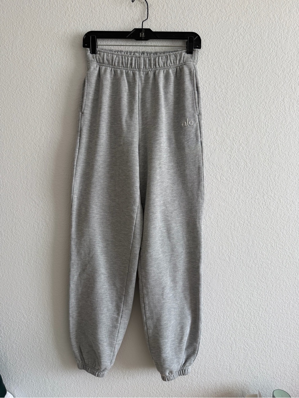 Alo Yoga Accolade Jogger Sweatpants Heather Grey Size Small